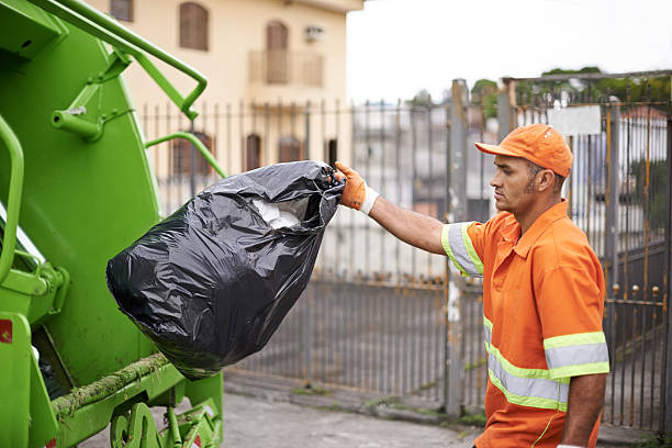 Best Yard Cleanup Services  in Higginsville, MO